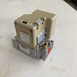 HONEYWELL SV9501M2528 SMART VALVE GAS VALVE