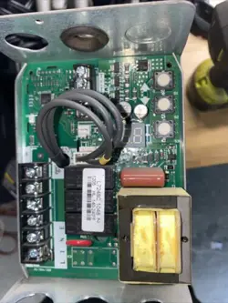 CONTROLLER OIL ELECTRONIC