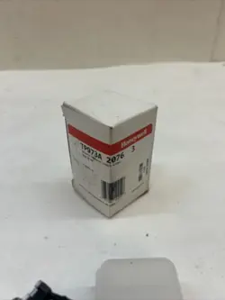 HONEYWELL TP973A2076 PNEUMATIC THERMOSTAT NEW! 60-90F