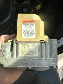 HONEYWELL VR8204M1075 HVAC FURNACE GAS VALVE TESTED