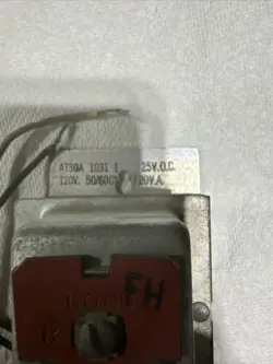 VINTAGE HONEYWELL TRANSFORMER AT30A 1031 1