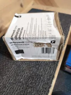 NEW HONEYWELL # V8043F1036 MOTORIZED ZONE VALVE 3/4