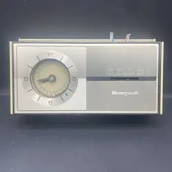 VINTAGE HONEYWELL T8090A1007 CHRONOTHERM THERMOSTAT AS IS. PLEASE SEE PHOTOS