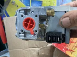 HONEYWELL VR-8204M1026 INTERMITTENT PILOT NATURAL GAS VALVE NEW