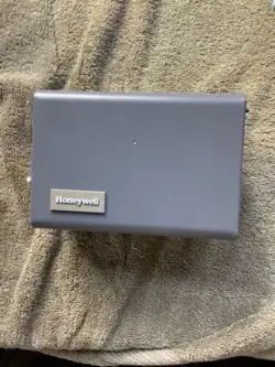 J. 120V