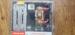 L404F1367 PRESSURE