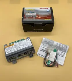 NEW HONEYWELL S8910U 1000 UNIVERSAL HOT SURFACE IGNITION CONTROL BOARD