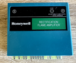 HONEYWELL RECTIFICATION FLAME AMPLIFIER R7847 A 1025