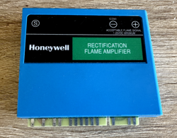 HONEYWELL RECTIFICATION FLAME AMPLIFIER R7847 A 1033