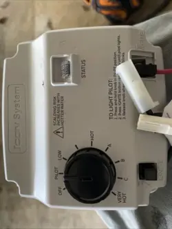 HONEYWELL WV8840A1057 WATER HEATER GAS VALVE