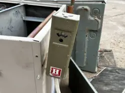 THERMOSTAT SAME