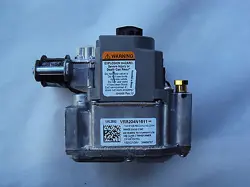 HONEYWELL  VR8204N1611 GAS VALVE