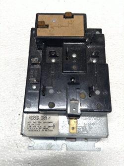 HONEYWELL TRADELINE R8330 D 1039 ELECTRIC HEAT SEQUENCER