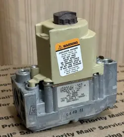 VR8204H 1097 UNIVERSAL