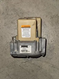 HONEYWELL SV9501M2056 SMARTVALVE GAS VALVE HQ1011421HW  PREOWNED