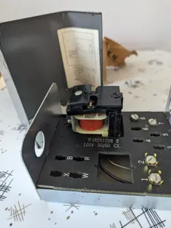 SWITCHING RELAY AS