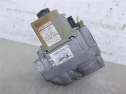 HONEYWELL VR8204C2462 HVAC FURNACE GAS VALVE 24V