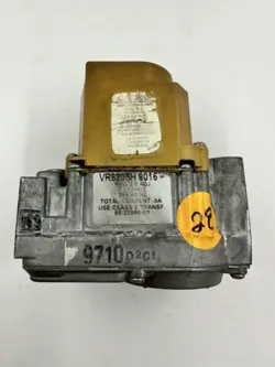 HONEYWELL VR8205H8016 FURNACE GAS CONTROL VALVE 24V 60-22866-01 (G3#28)