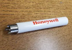 PNEUMATIC THERMOSTATS