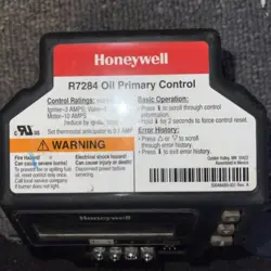HONEYWELL R7284U1004 OIL PRIMARY CONTROL (INSTALLED FOR 10 MINUTES!!
