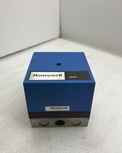 R7795 B 1009