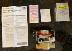 V8043F1051 HONEYWELL TWO-POSITION ZONE VALVE, 24V, 50/60HZ.NEW!!