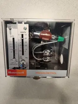 HONEYWELL L404F1102 PRESSURETROL CONTROLLER