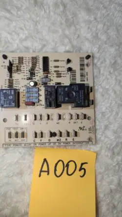 HONEYWELL 1084-4OOD DEFROST CONTROL CIRCUIT BOARD 624656