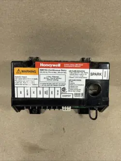 TESTED!  HONEYWELL S8610U3009  IGNITION CONTROL MODULE S8610U 55422.   (L457)