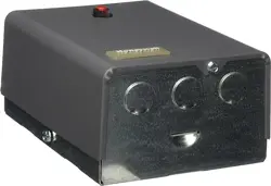 BURNER WITH PRIMARY