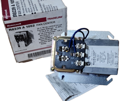 OEM HONEYWELL  R8239A1052 FAN CENTER, TRANSFORMER RELAY 120VAC (NEW IN BOX)