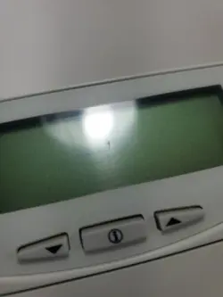 HONEYWELL COMMERCIAL THERMOSTAT T7350 2 HEAT / 2 COOL PROGRAMMABLE