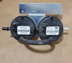 USED HONEYWELL BA20122 2 STAGE FURNACE AIR PRESSURE SWITCH PHK06NB013