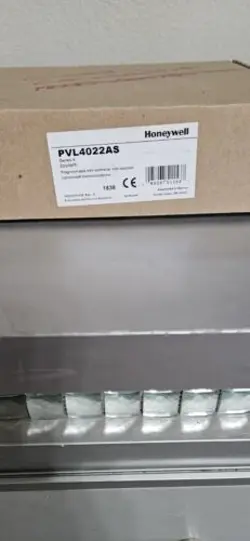 HONEYWELL PVL4022AS SPYDER PROGRAMMABLE VAV CONTROLLER ACTUATOR _  A  CONDITION!