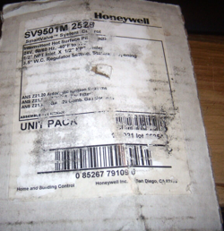 NEW HONEYWELL SV9501M 2528 SV9501M2528 SMARTVALVE SMART VALVE FURNACE GAS VALVE