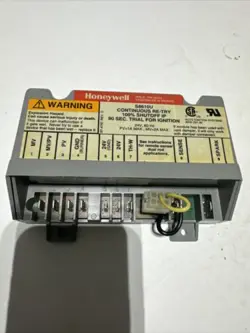 HONEYWELL S8610U1003 FURNACE IGNITION CONTROL MODULE