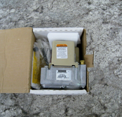 NEW HONEYWELL SV9502H 2522 SV9502H2522 SMARTVALVE SMART VALVE FURNACE GAS VALVE