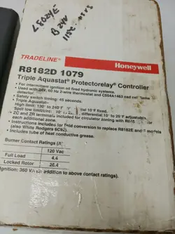 R8182D1079 HONEYWELL AQUASTAT PROTECTORELAY CONTROL OIL BURNER HYDRONIC BOILER