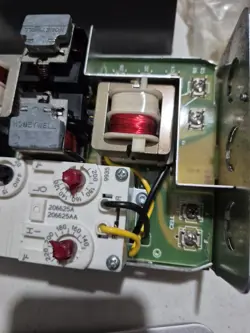 HYDRONIC BOILER