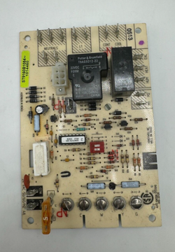 HONEYWELL ST9160B1084 FURNACE CONTROL CIRCUIT BOARD 1014460 USED **P31**