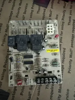 TESTED & WORKING - ST9120C 4040 GAS FURNACE CONTROL BOARD HQ101179HW ST9120C4040