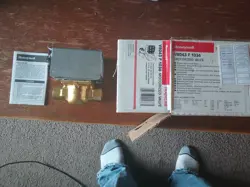 L38-712 V8043F1036/U 3/4