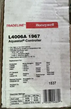 HONEYWELL L4006A1967 AQUASTAT CONTROLLER