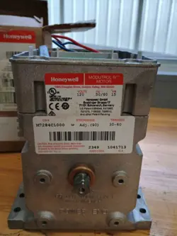 HONEYWELL M7284C1000 ACTUATOR