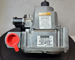 GAS VALVE 60-101778-01, HONEYWELL VR8305Q 4351  NEW OPEN BOX FAST SHIP!💨✅
