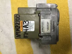 HONEYWELL SV9541M2094 HQ1013350HW  FURNACE VALVE ASSEMBLY