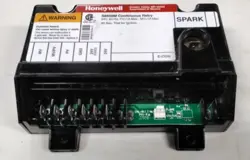 HONEYWELL CONTROL BOARD PART # 50018247-001 REV B