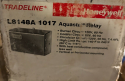 OLD SHELF HONEYWELL L8148A1017 120V AQUASTAT RELAY CONTROLLER TRADELINE