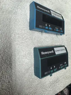 HONEYWELL S7800A