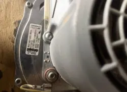 COMBUSTION FAN